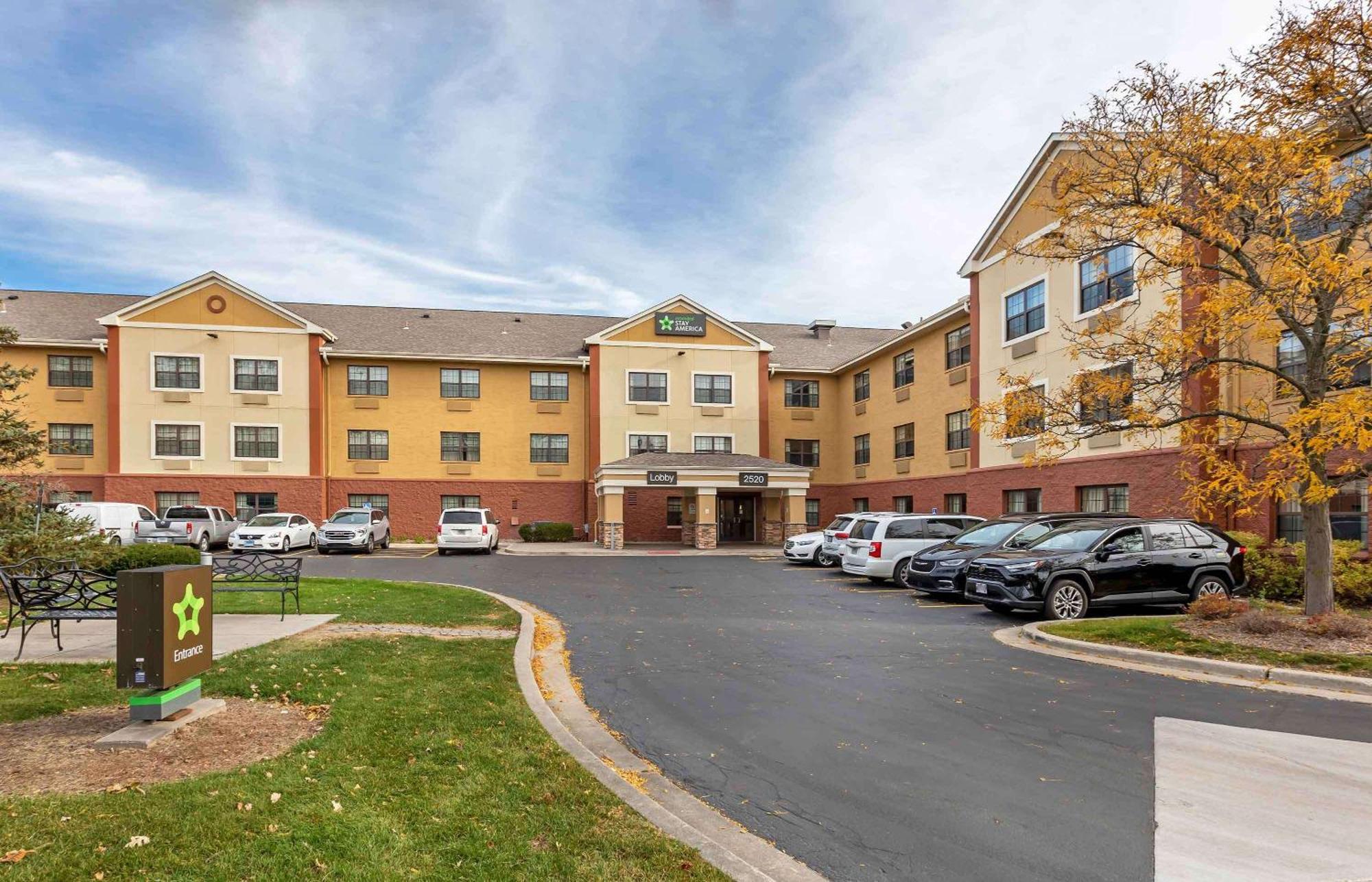 Extended Stay America Select Suites - Milwaukee - Waukesha Exterior foto