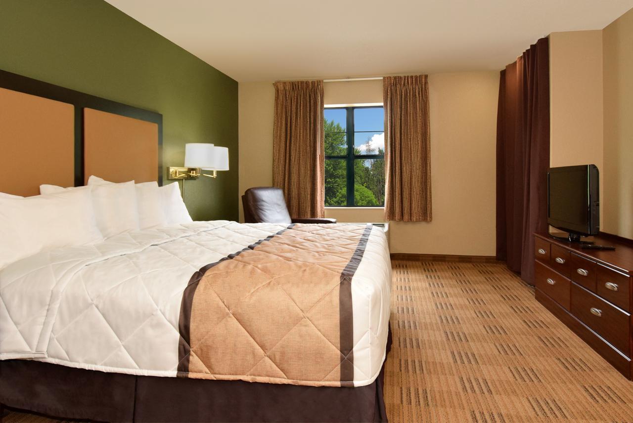 Extended Stay America Select Suites - Milwaukee - Waukesha Exterior foto