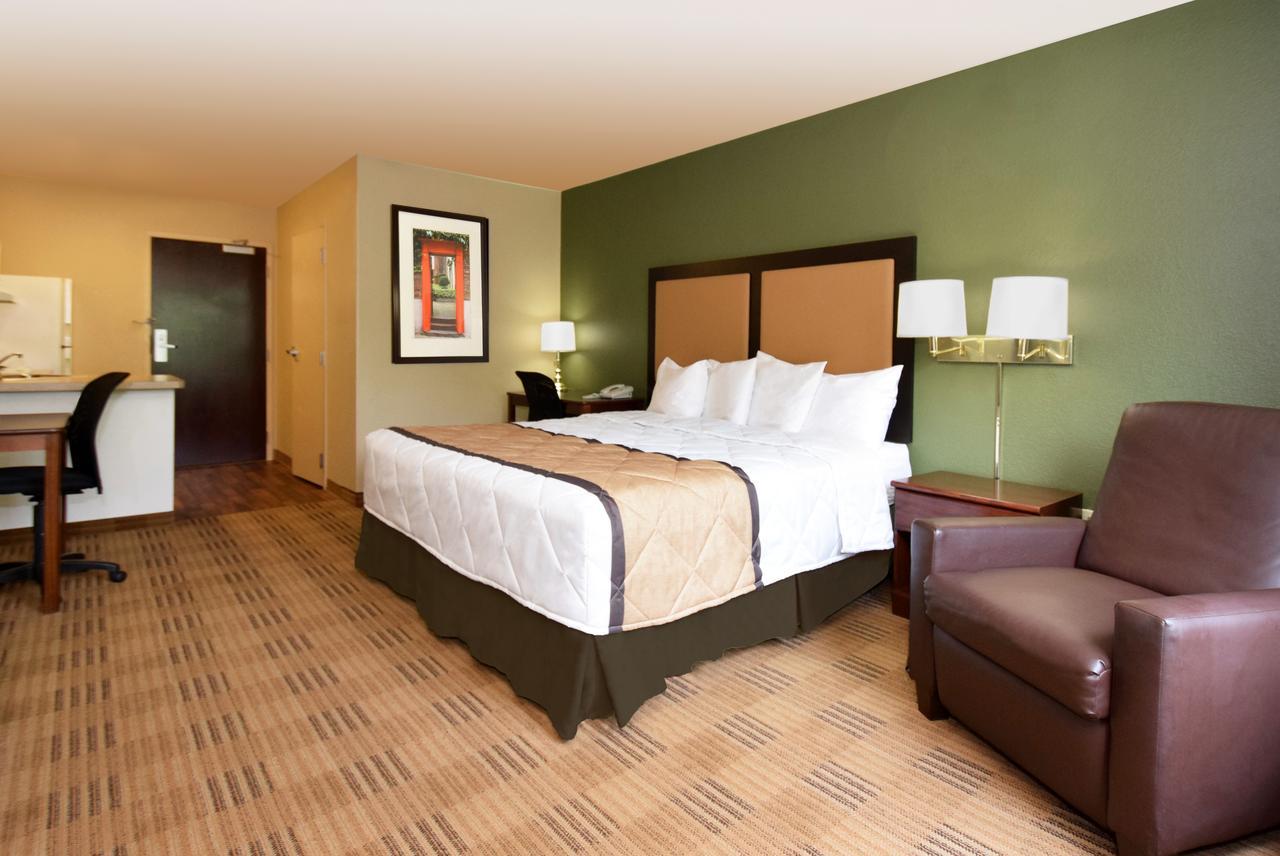 Extended Stay America Select Suites - Milwaukee - Waukesha Exterior foto